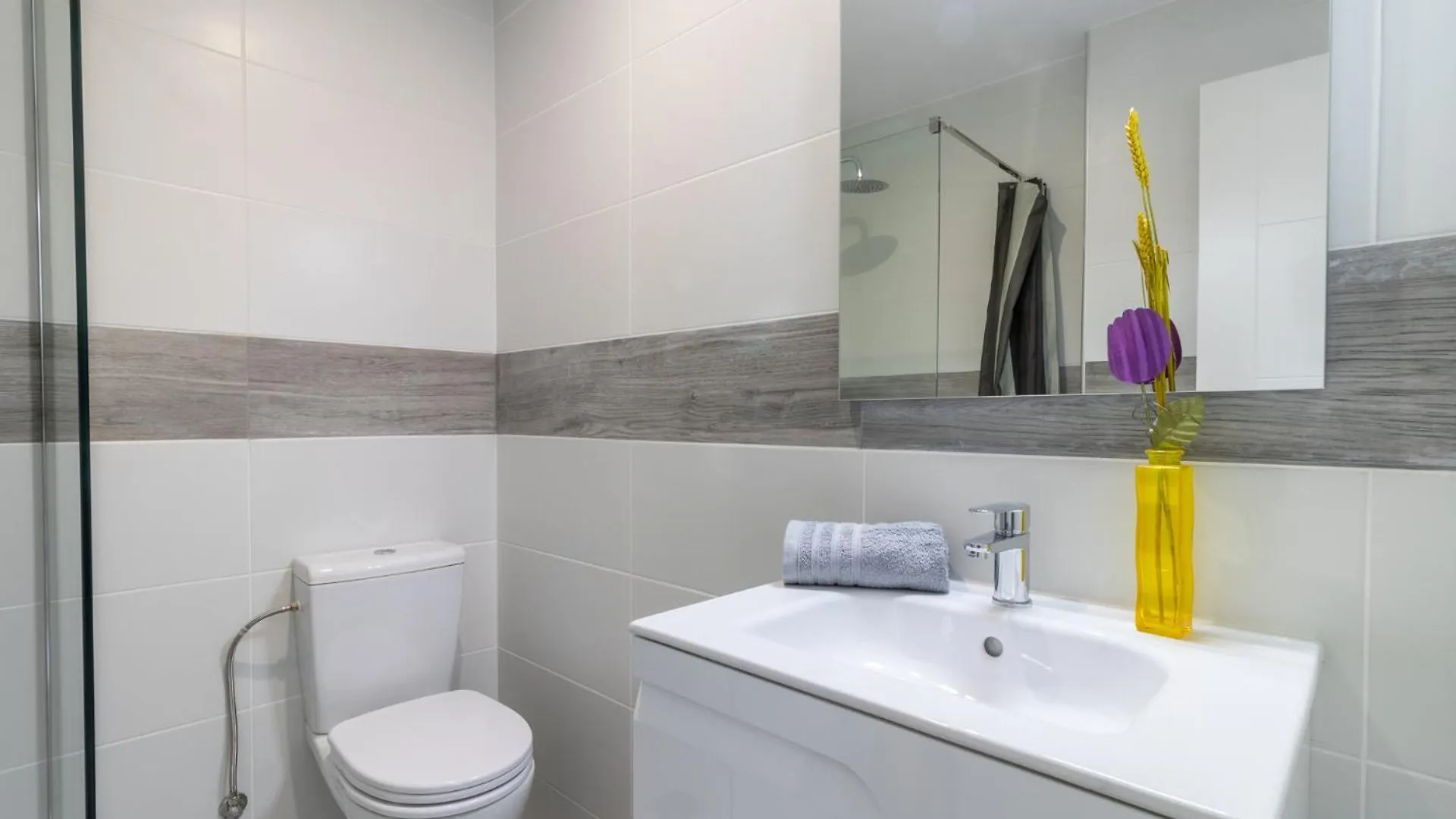 Goldhome - Casa 4 Habitaciones, Piscina Privada Climatizada Empuriabrava 0*,  Spanien