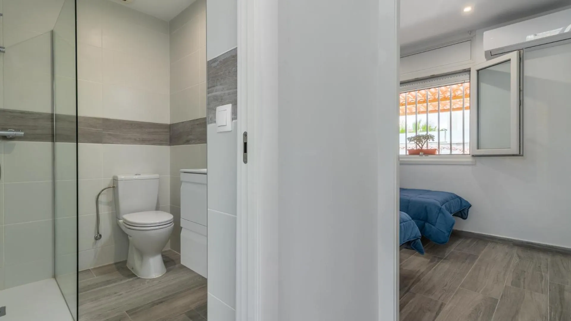 Ferienhaus Goldhome - Casa 4 Habitaciones, Piscina Privada Climatizada Empuriabrava